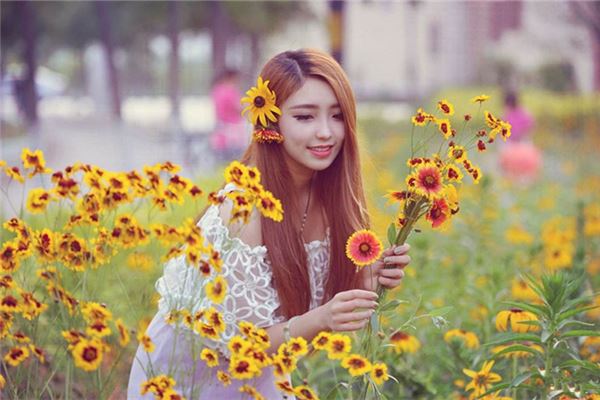 名字推薦_周哲彥