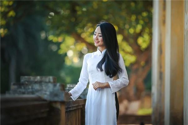 王碎鏘的姓名打分結果_王碎鏘五行分析